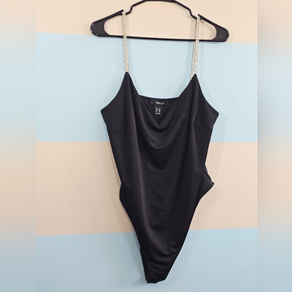 NWOT Forever 21+ Plus Size Black Scoop Neck Bodysuit - Picture 3 of 6